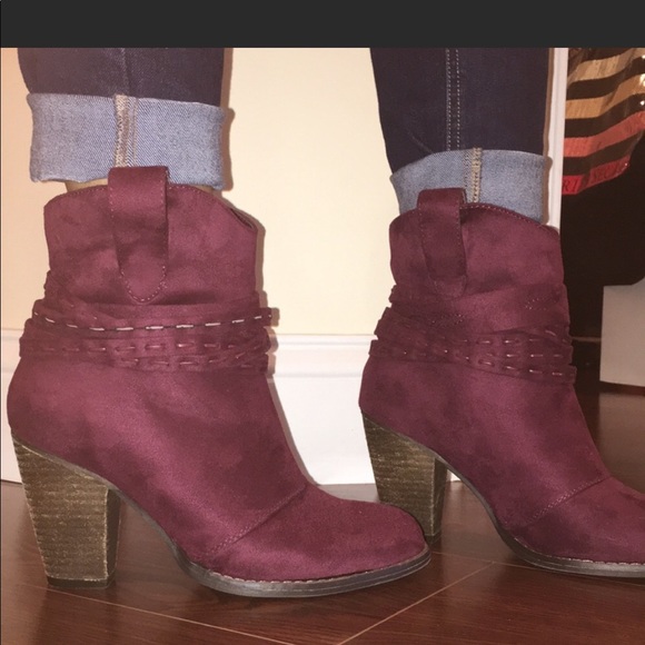 Shoes - Worn twice size 8 very nice and so soft